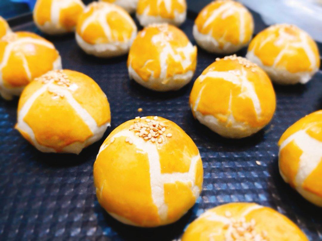 百吃不腻的蛋黄酥