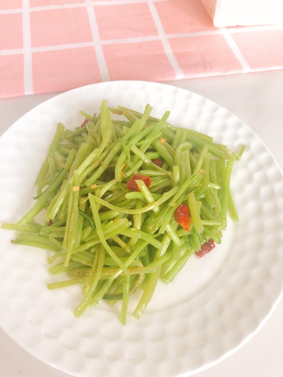 董太的私方菜--清炒芦蒿