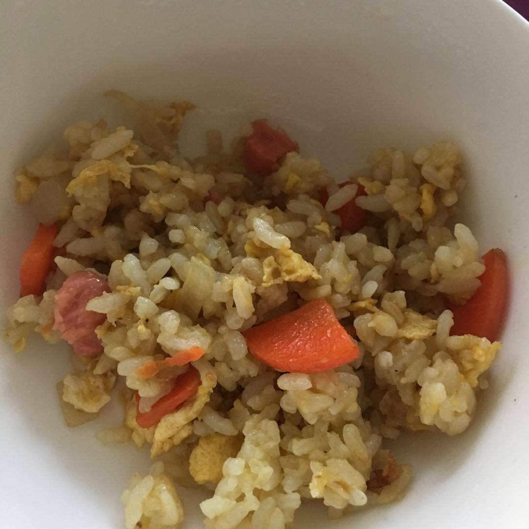 火腿蛋炒饭