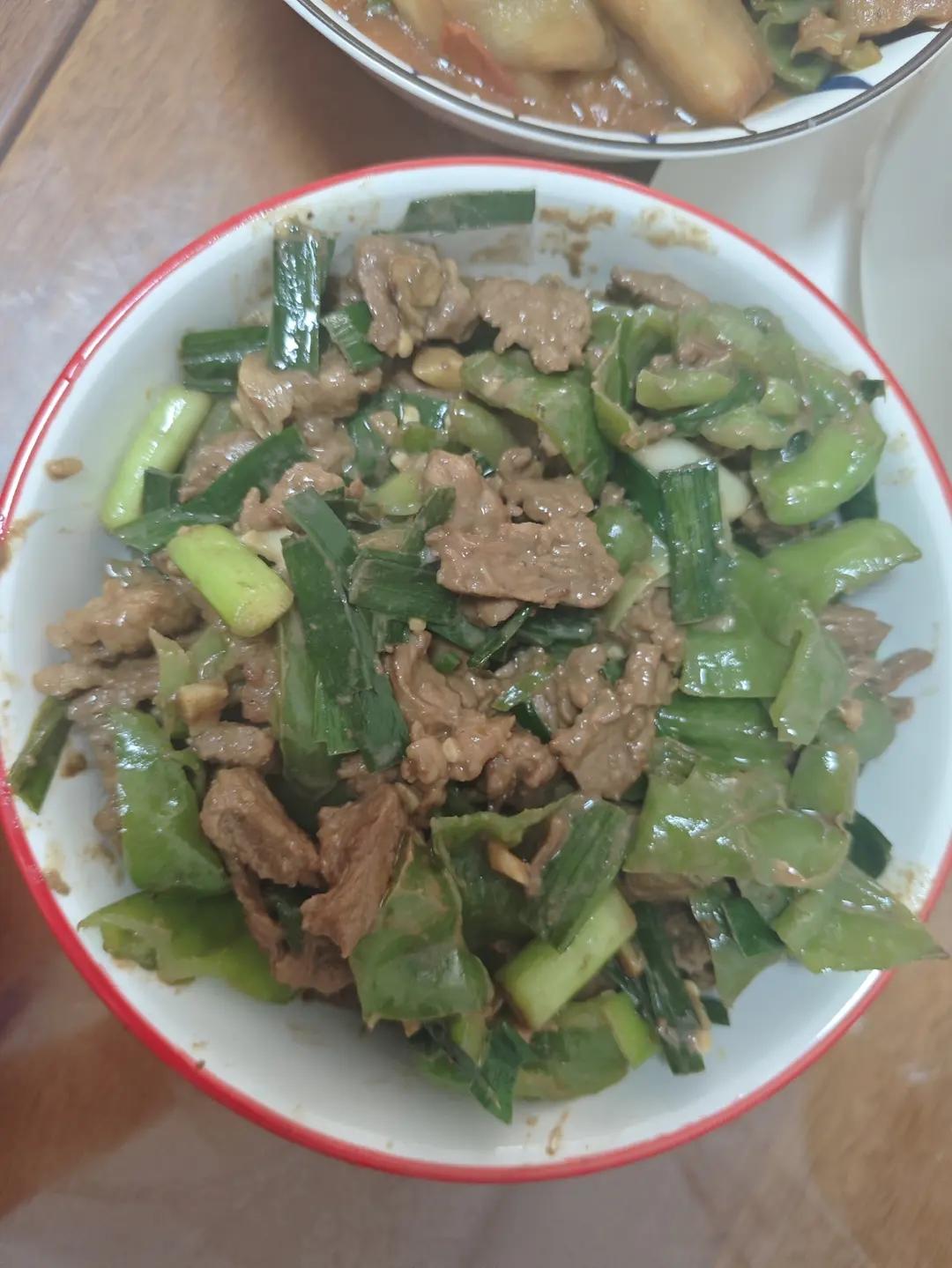 家常青椒炒牛肉🥩