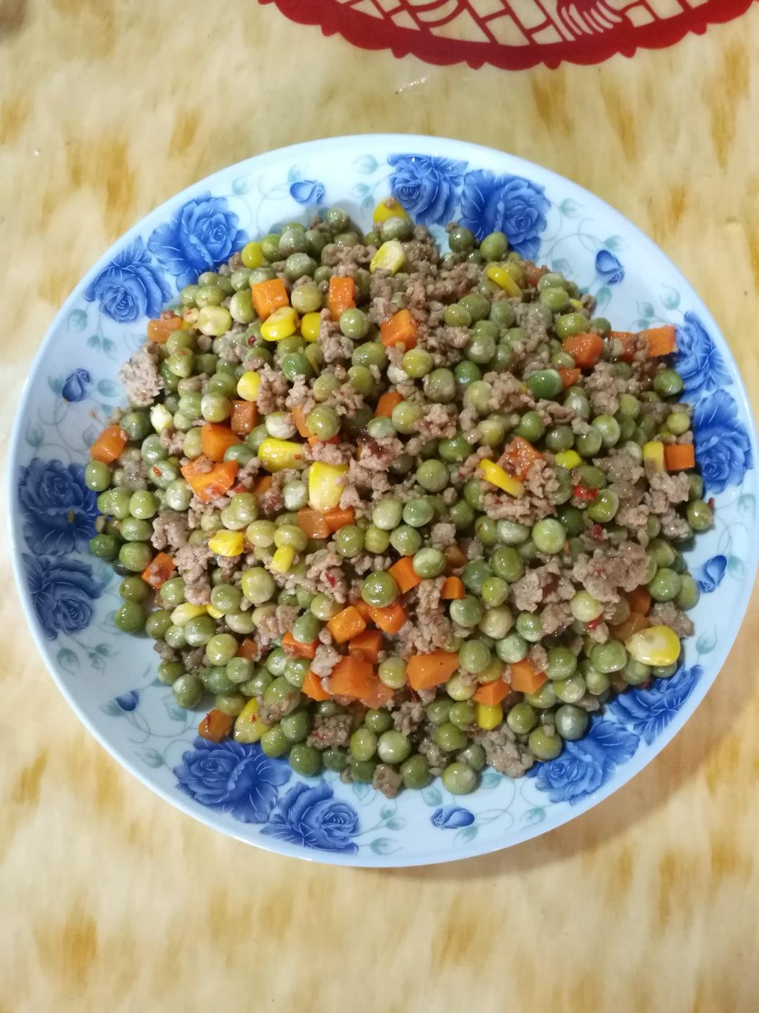 豌豆炒肉末