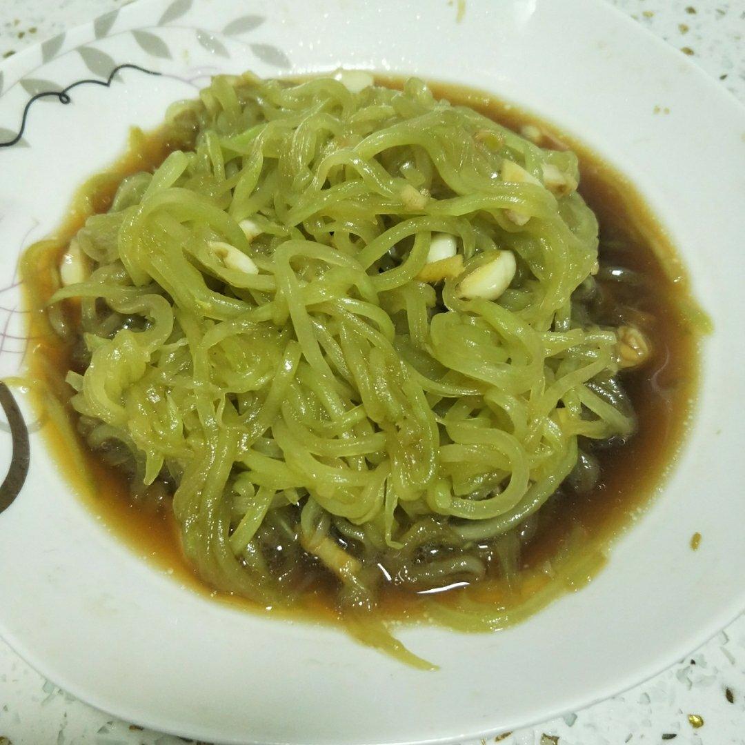 凉拌莴笋丝