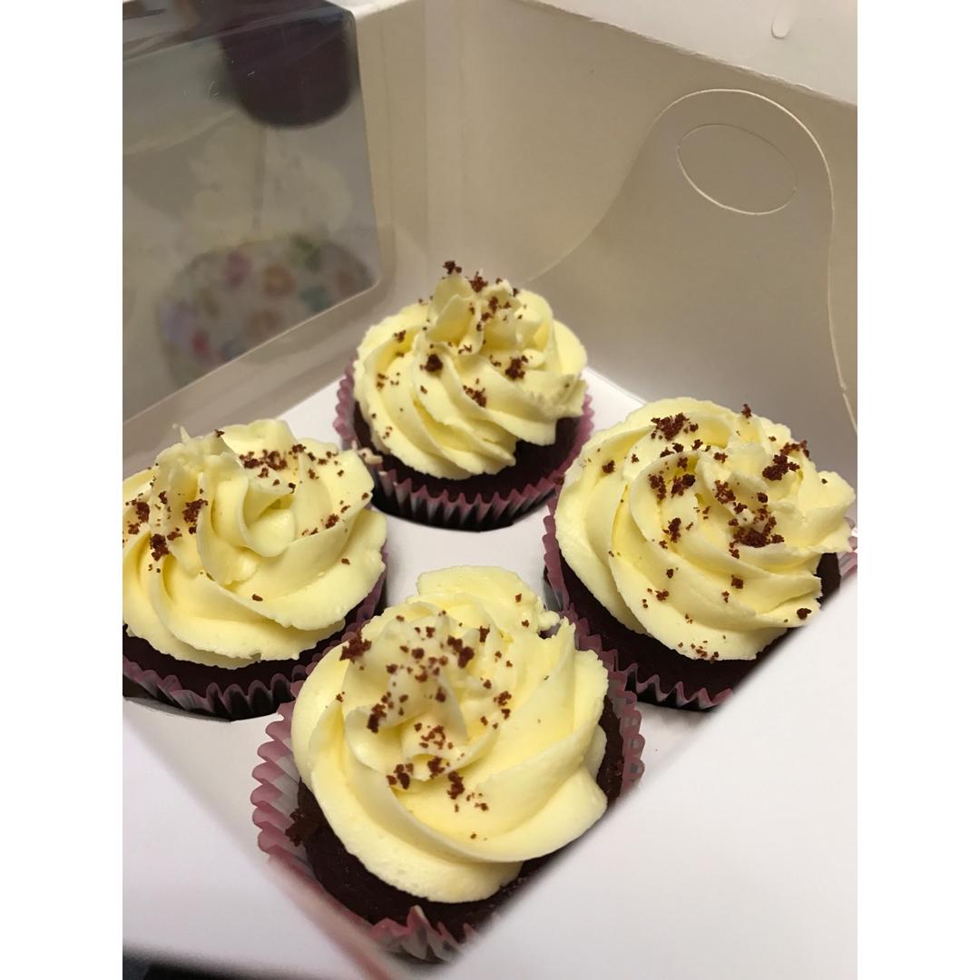 传统红丝绒杯子蛋糕（极软无泡打粉）Red velvet cupcake