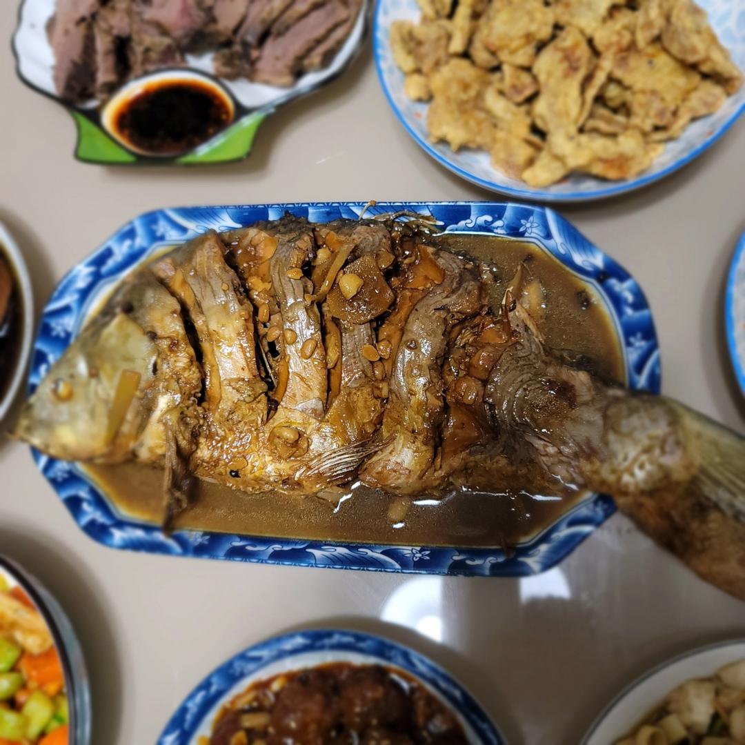 (婆婆的拿手好菜)红烧鲤鱼