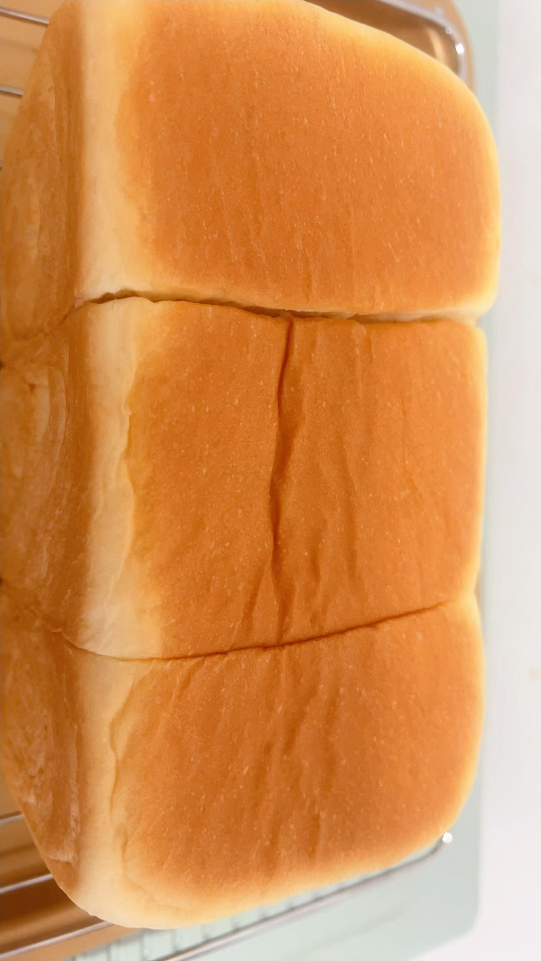 吐司，奶香手撕面包，超级香浓