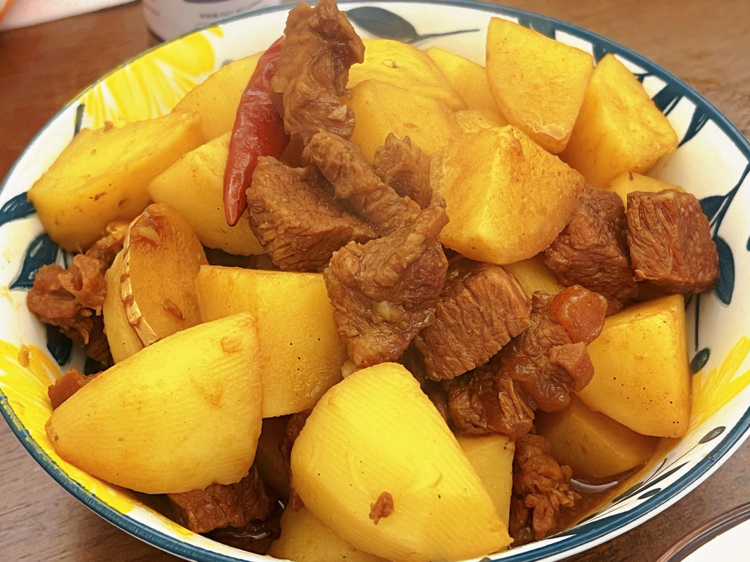 土豆炖牛肉-家常好吃快手！
