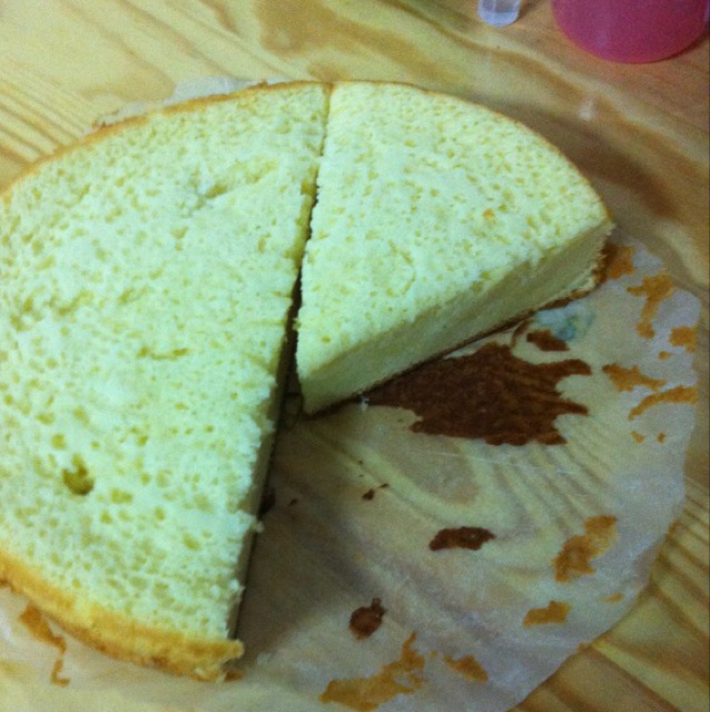 消耗淡奶油之作——淡奶油小蛋糕