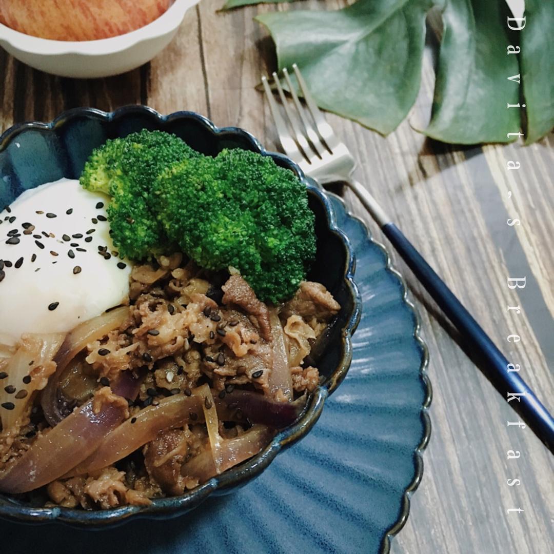 温泉蛋牛丼饭