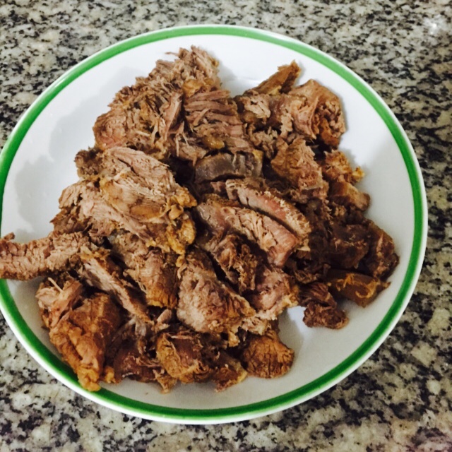 卤牛肉
