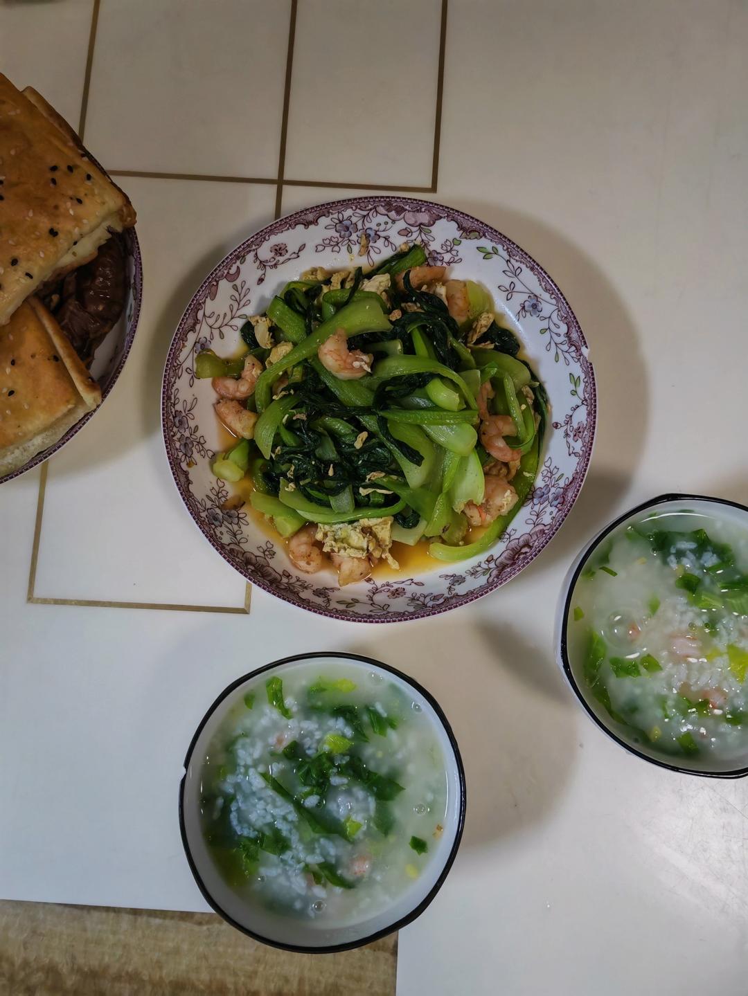 暖心又养胃的青菜虾仁粥