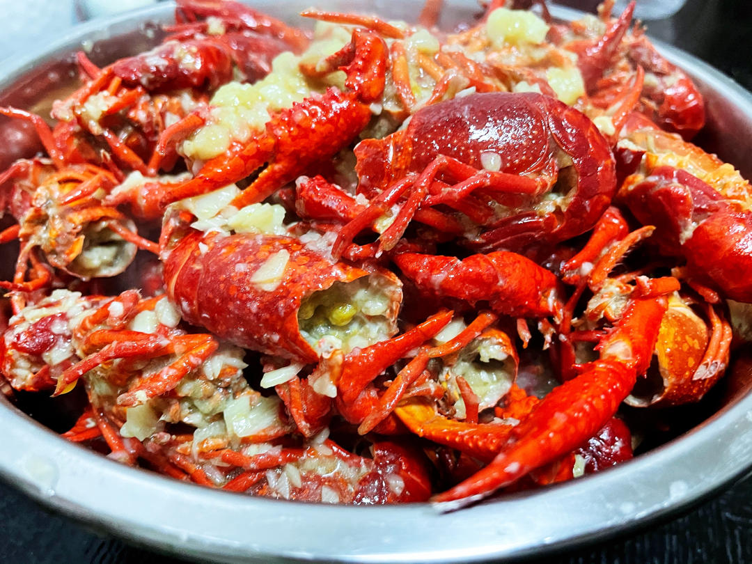 最正宗蒜泥龙虾配方（完美还原龙虾店正宗口味）