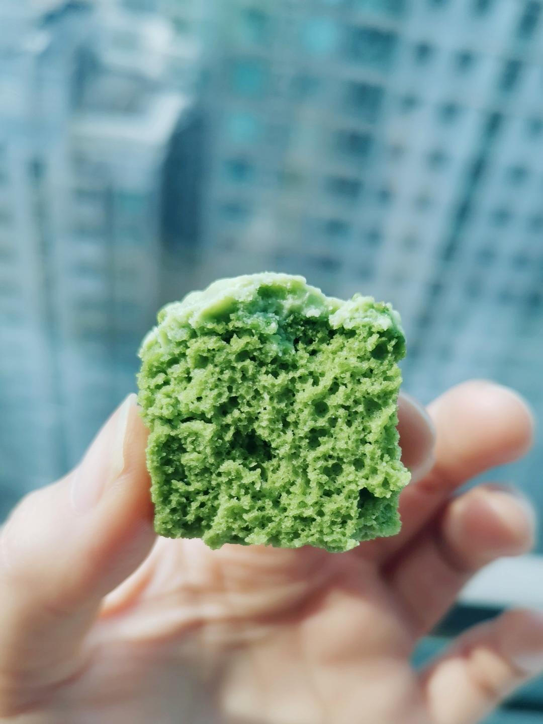 轻轻青草香的麦苗蒸米糕