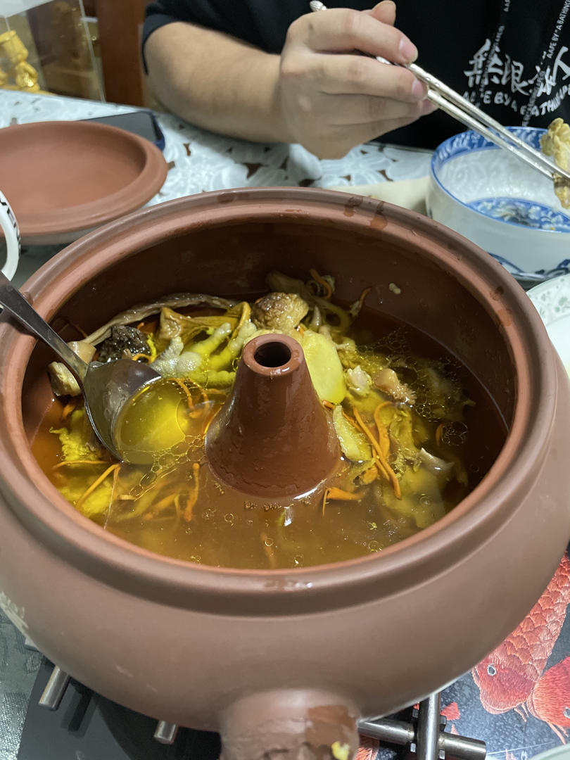 黄芪党参汽锅鸡
