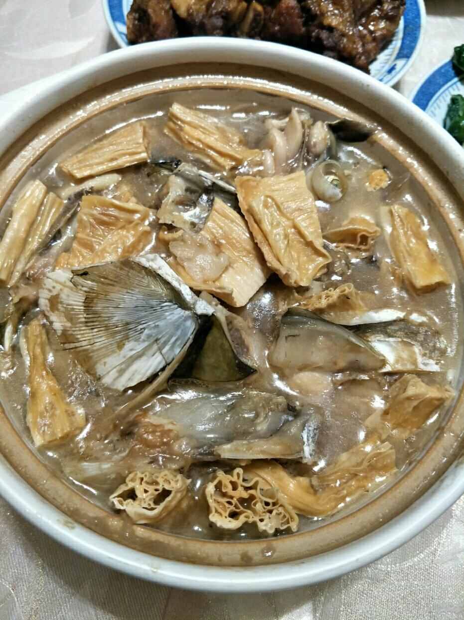 腐竹鱼头煲