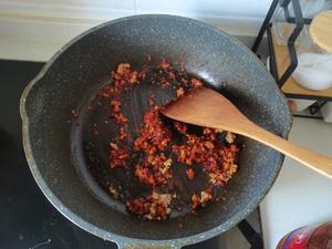 红油肉末炒油菜的做法 步骤2