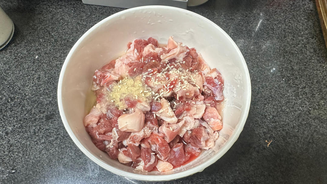 黄豆烧牛肉（川式）的做法 步骤4