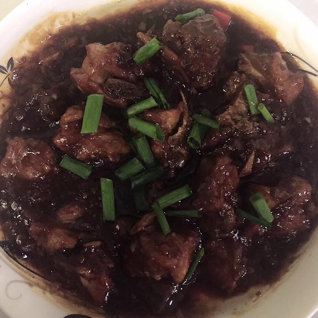 吃腻了红烧排骨，换个吃法怎么样—蒜末糖醋小排