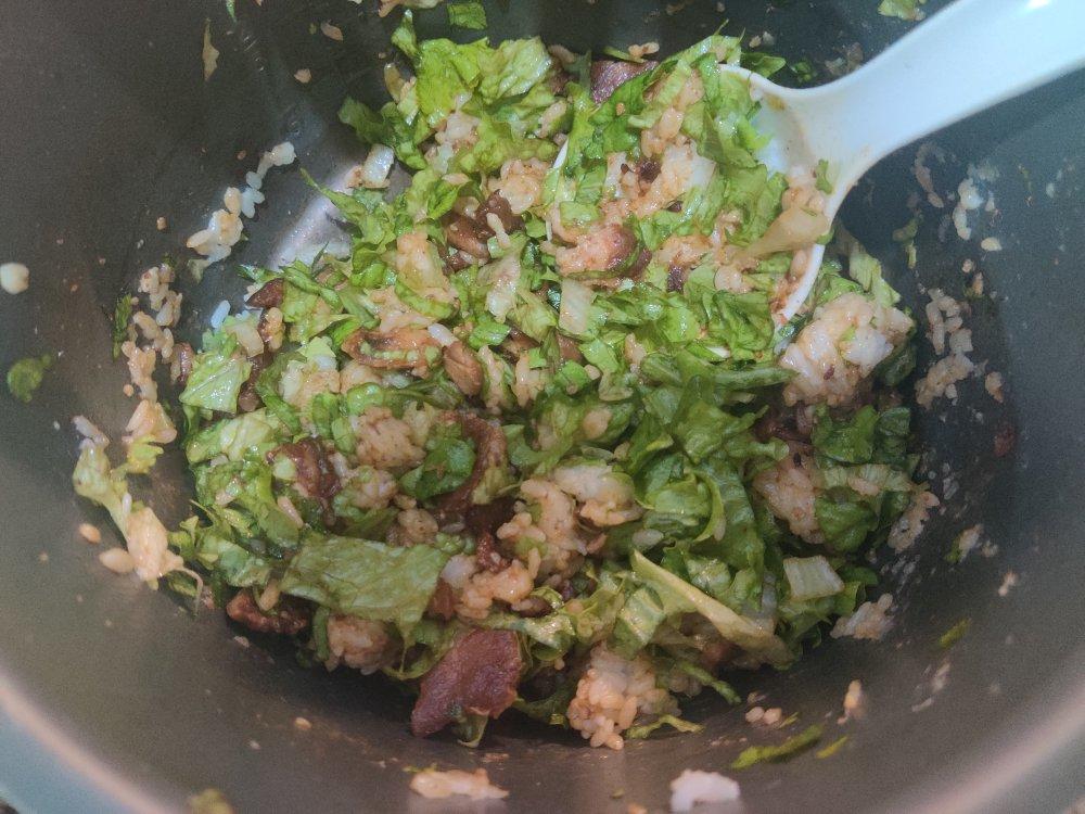 大学门口的孜然麻油烤肉饭