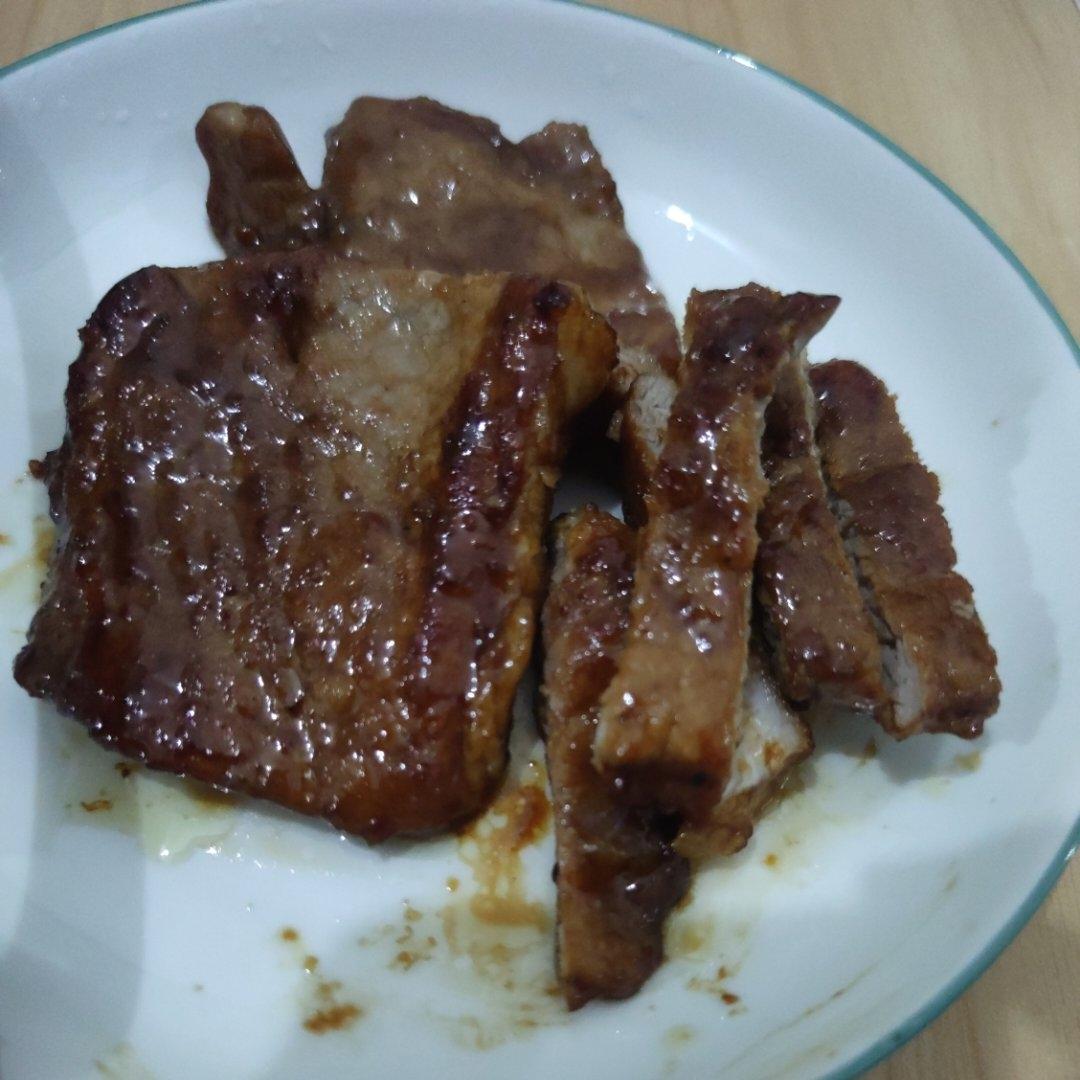 煎猪扒（超简单）和其他的猪扒在这食谱的最下面