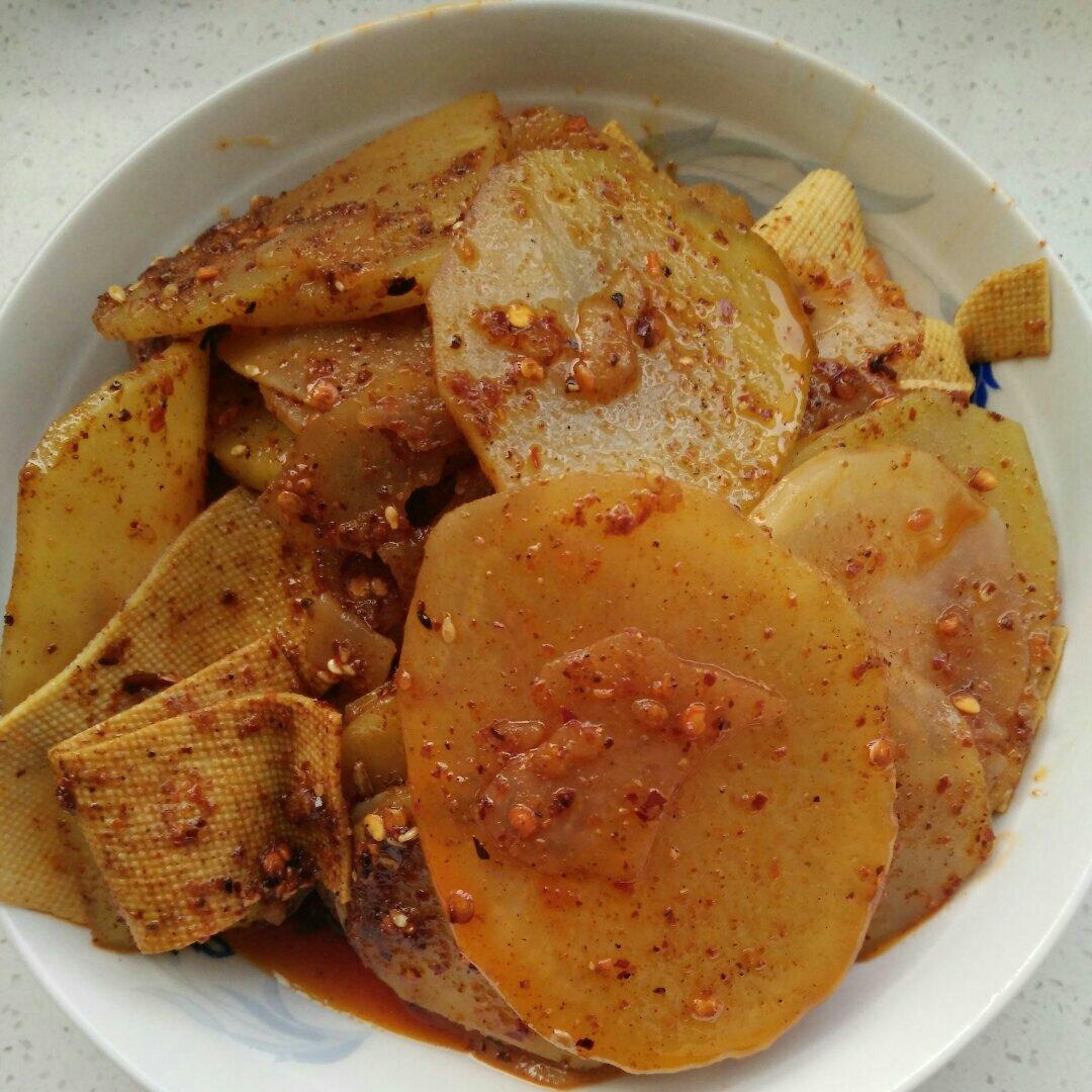兰州风味麻辣土豆片（又名：通渭路土豆片、马三洋芋片）
