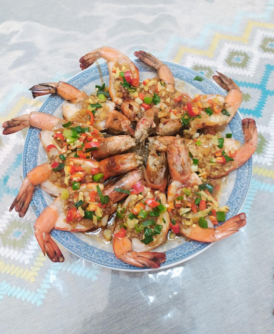 简单又好吃的粉丝蒜蓉清蒸虾