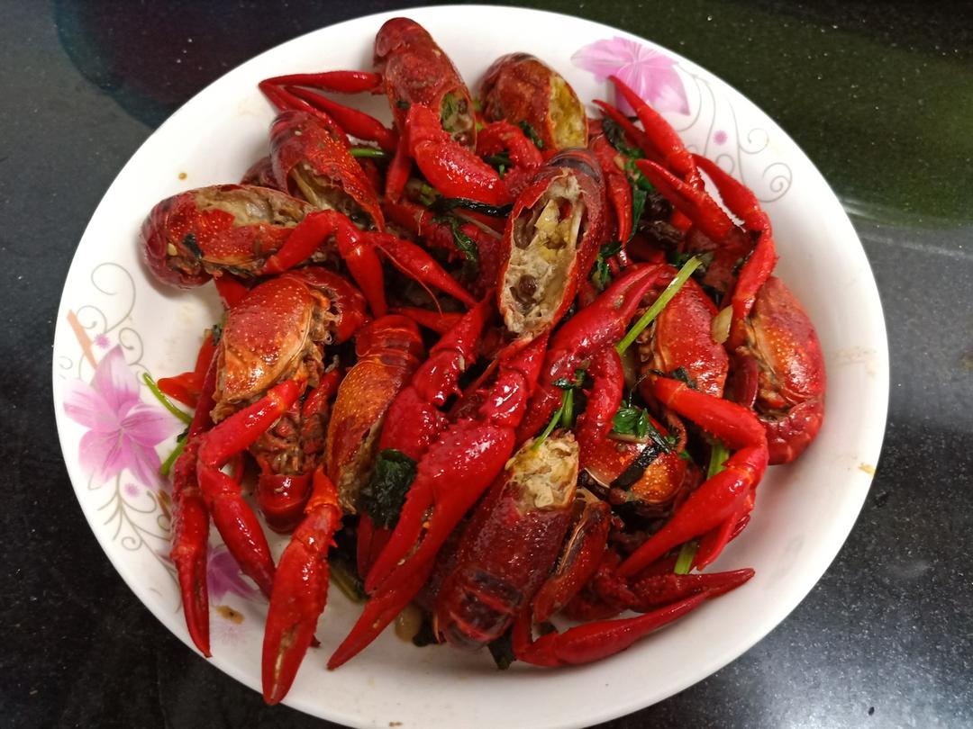 鲜煮小龙虾