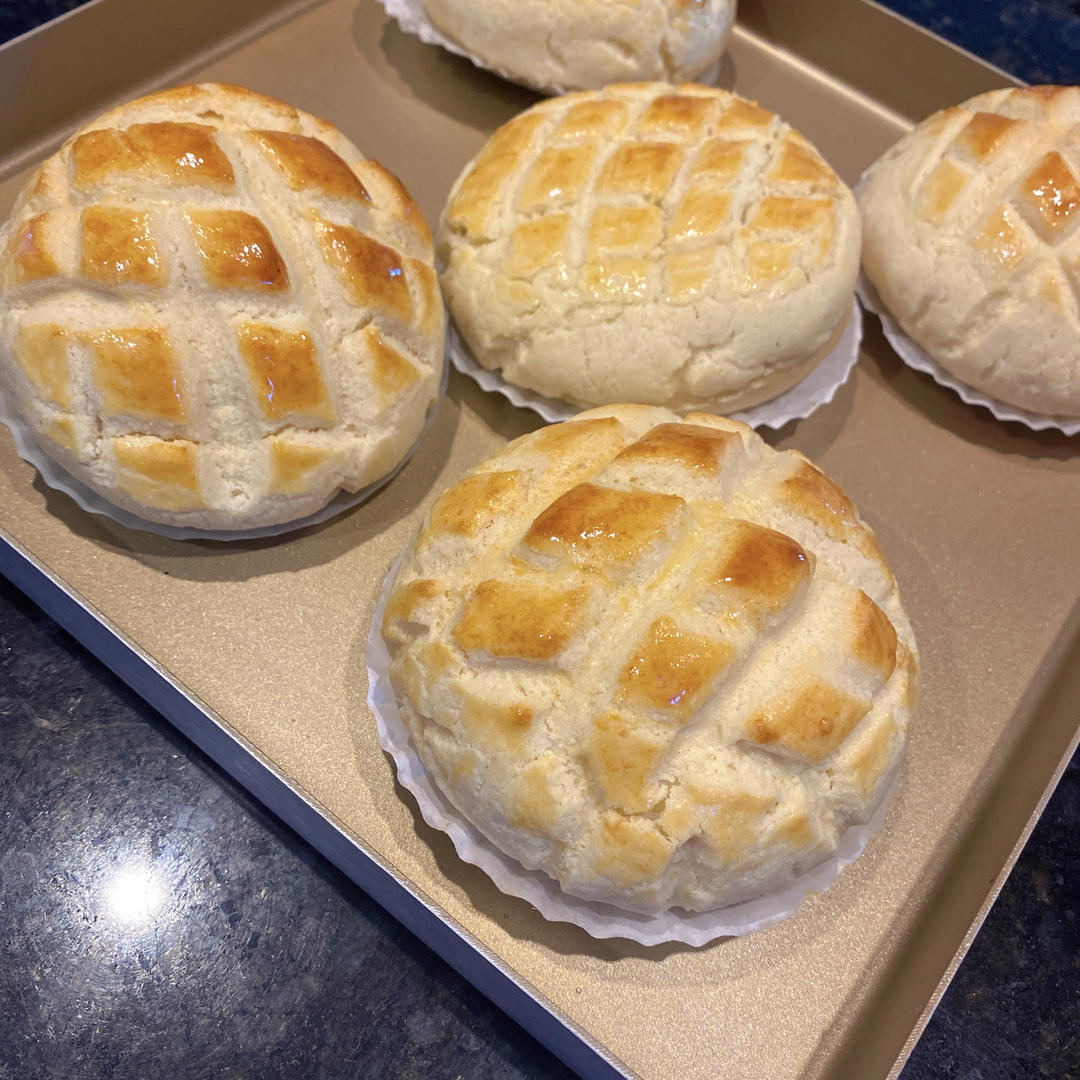 酥皮芋泥菠萝面包（冷冻面团生胚）