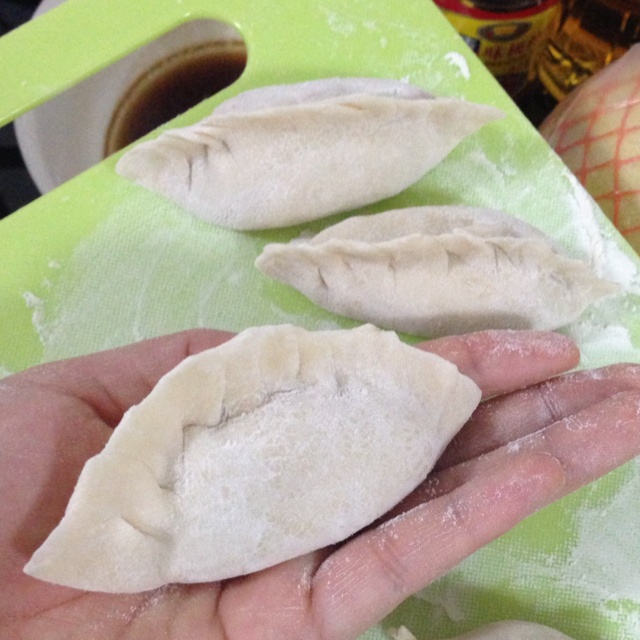 香菇猪肉饺子和白菜香葱饺子