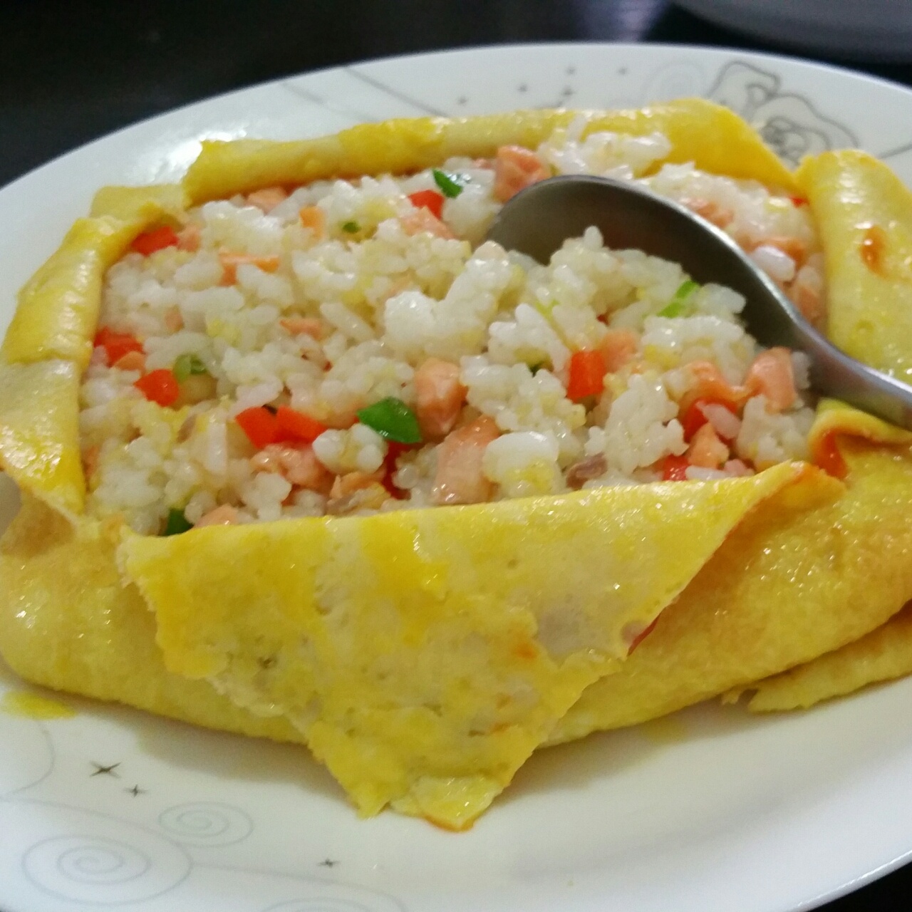 腊肠蛋包饭