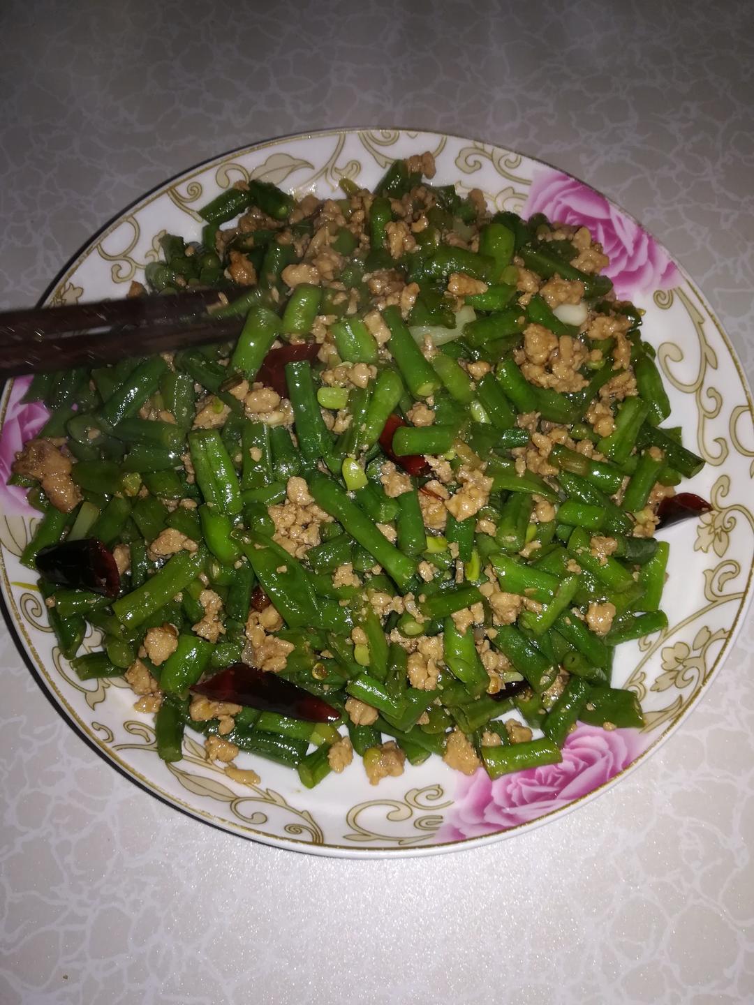肉沫豆角下饭菜