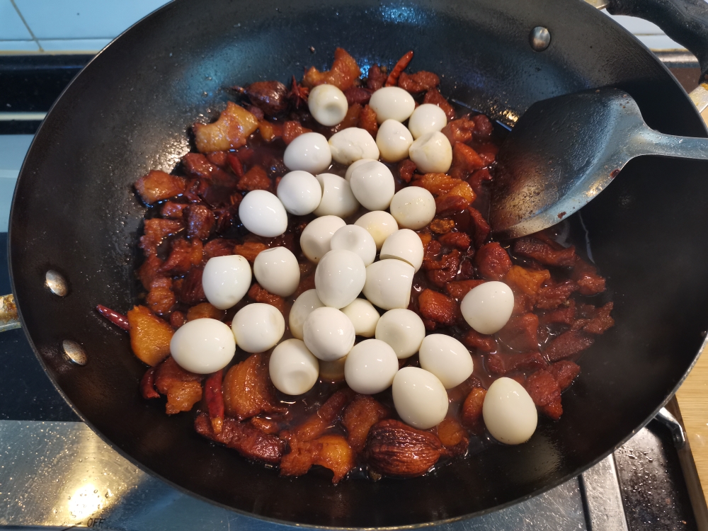 红烧肉鹌鹑蛋的做法 步骤14