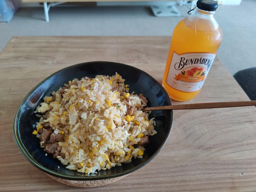 厨师长教你“蛋炒饭”如何做才好吃，答案都在这里面！