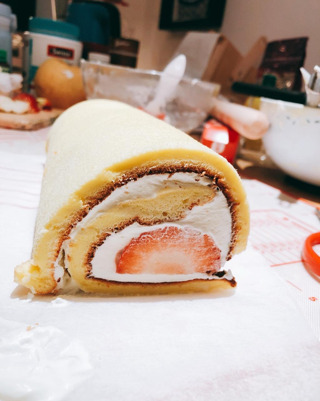 草莓卷