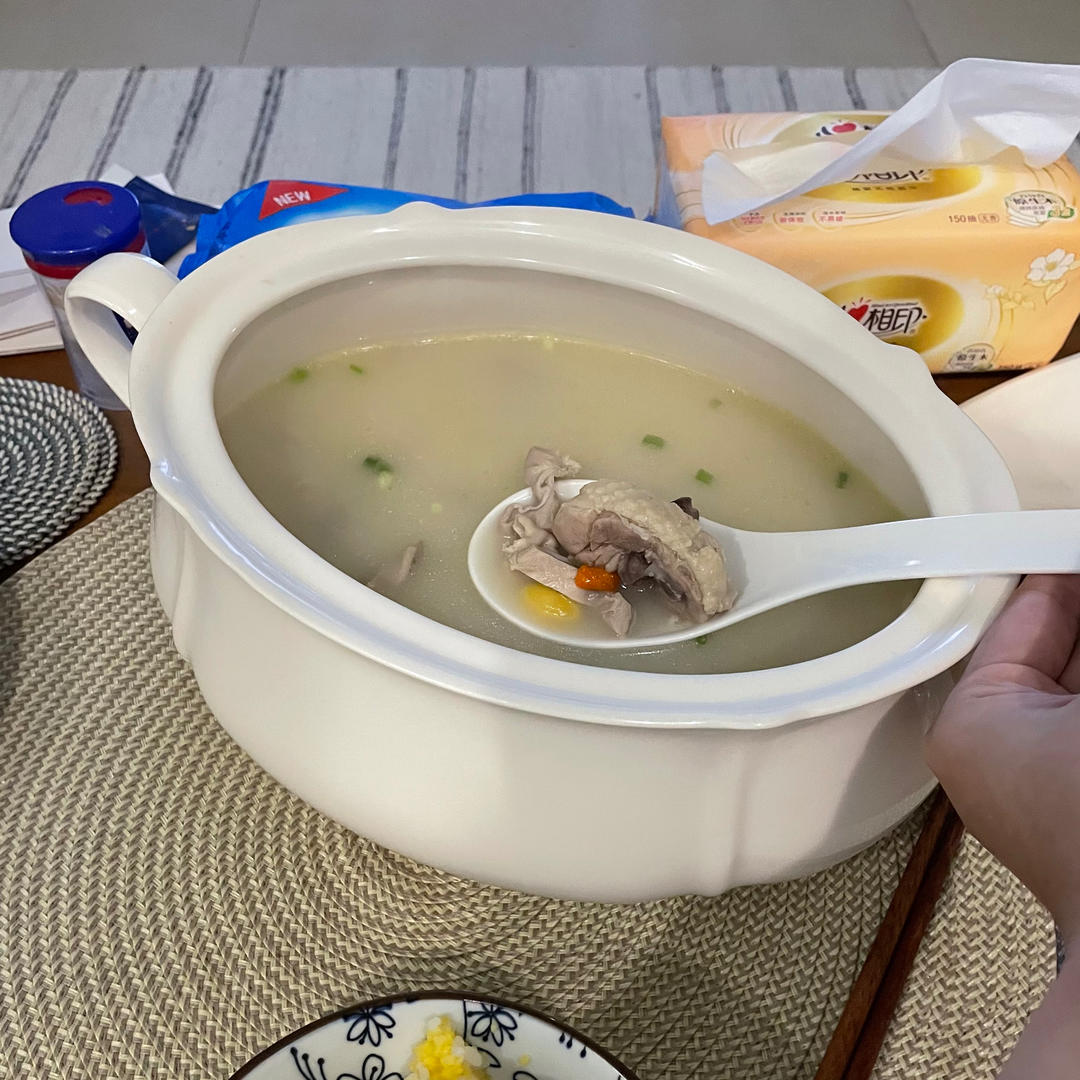 浓香猪肚鸡汤