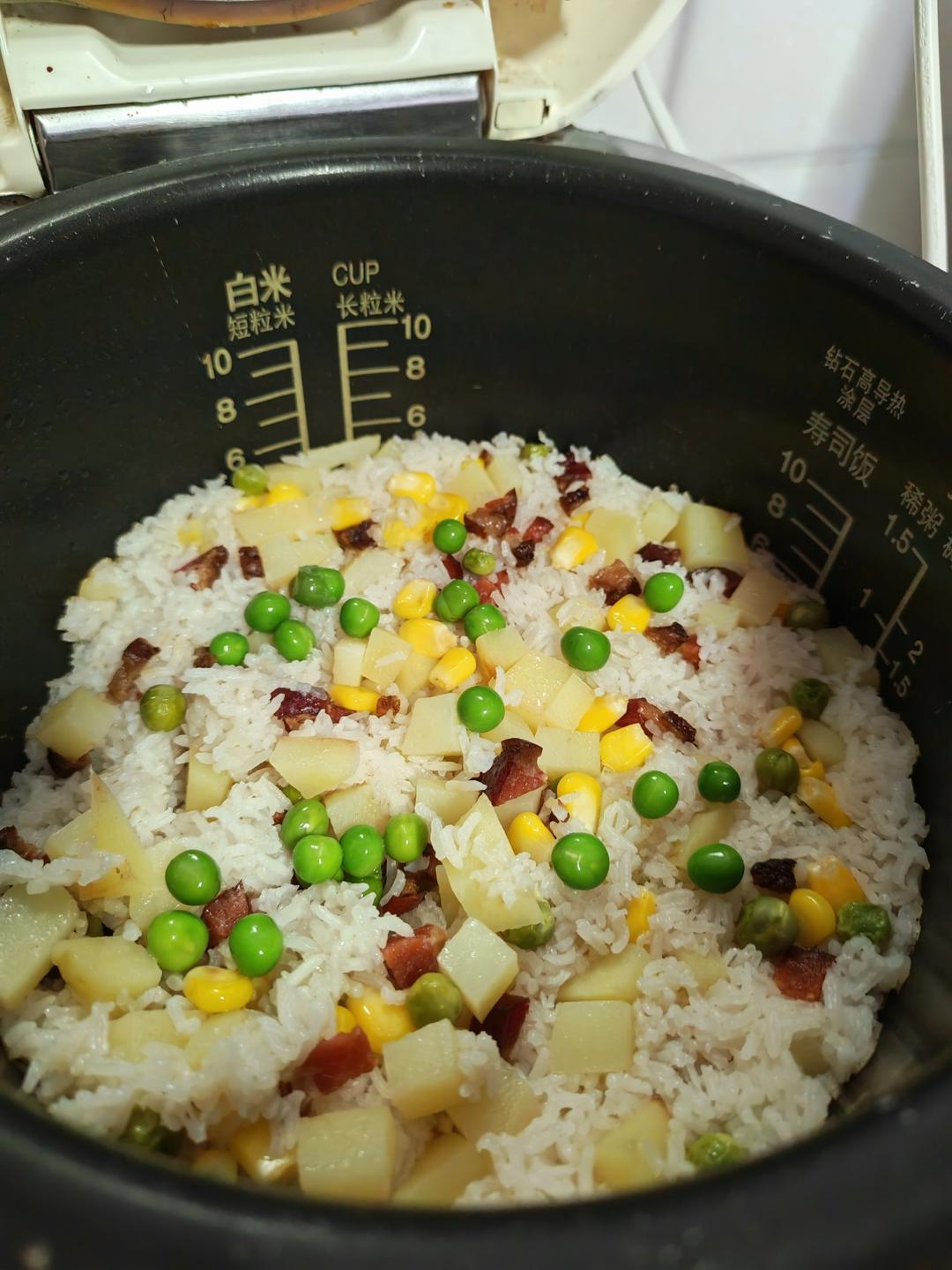 腊味洋芋（土豆）饭-大松IH电饭煲