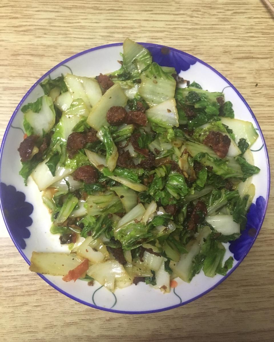 香肠炒小白菜