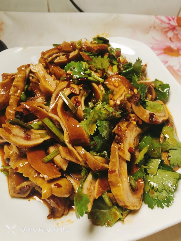 凉拌猪肚的做法