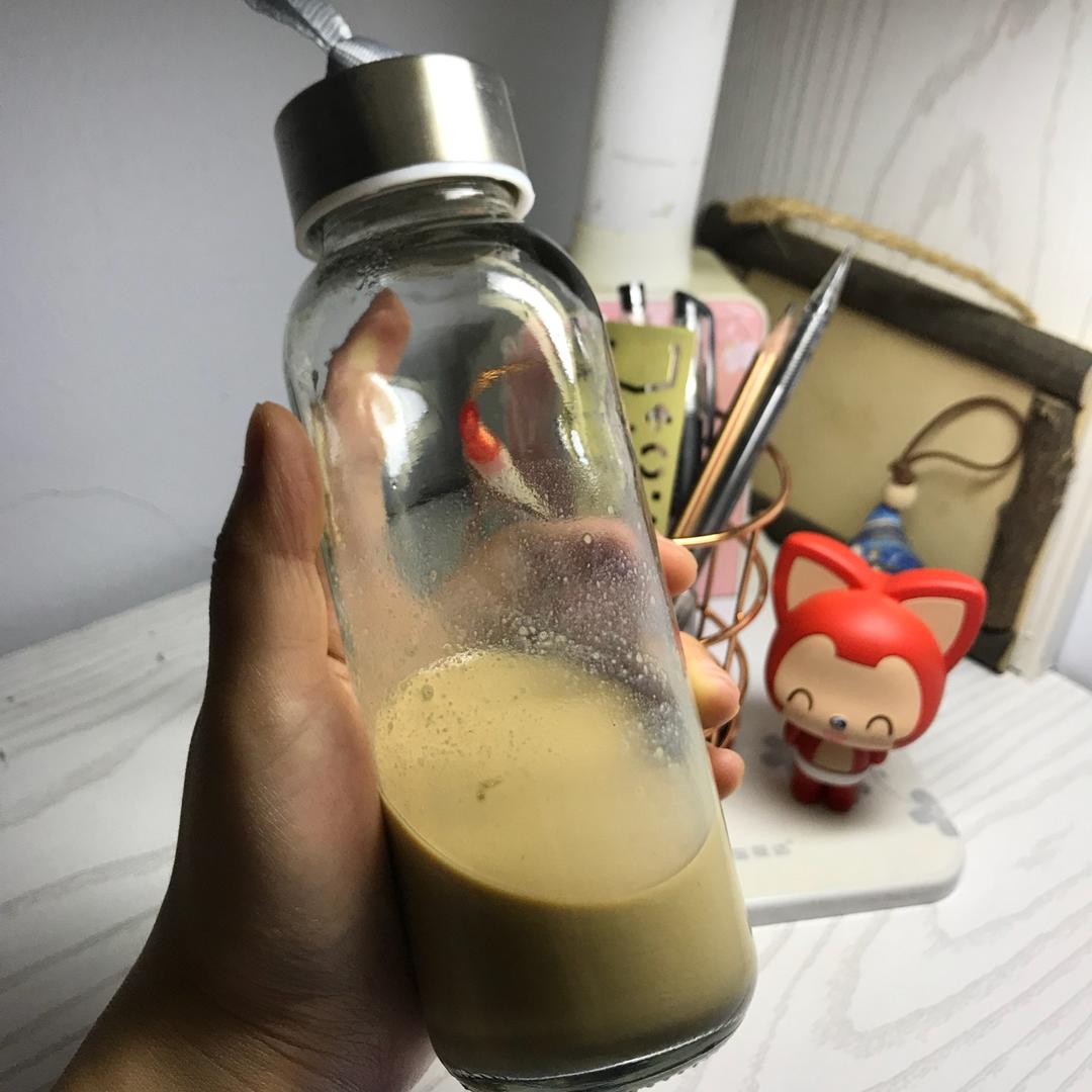 匆匆流去做的手煮奶茶