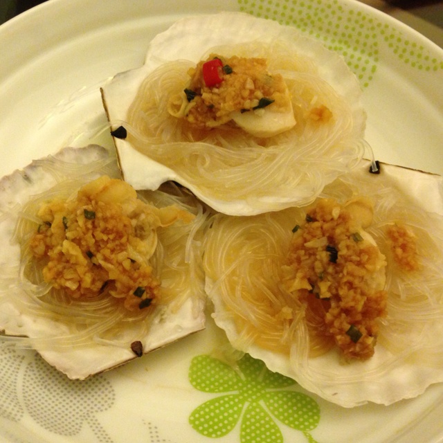 蒜蓉粉丝蒸扇贝