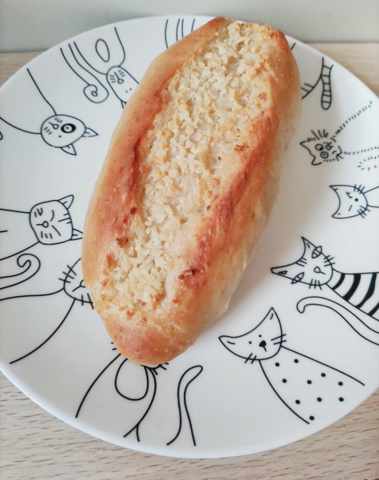 咸香柔和-超软燕麦香蒜面包