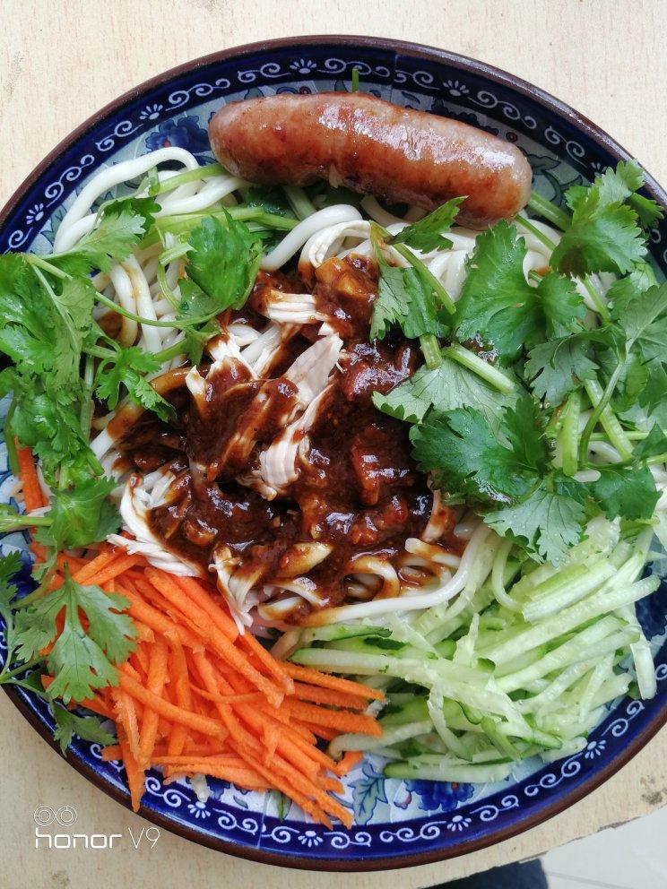 鸡丝凉面