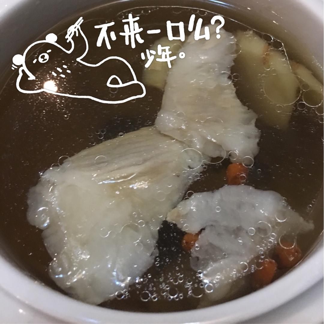 云小腩做的花胶瑶柱炖瘦肉