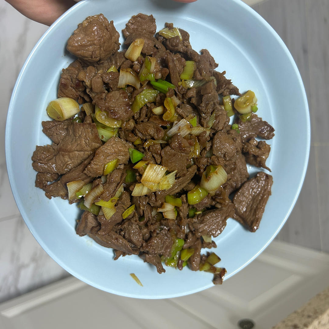 【嗷呜】老北京葱爆羊肉