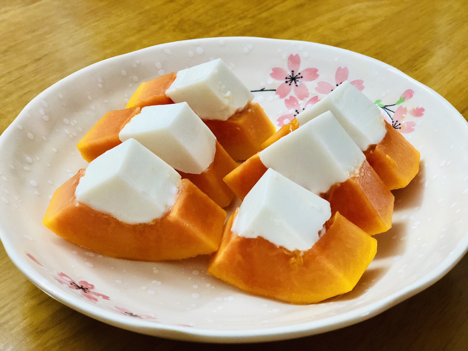 木瓜椰奶冻（吉利丁片.简易操作）［翻车警告版］