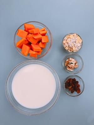 颜值营养减肥餐 | 牛奶燕麦南瓜糊的做法 步骤1