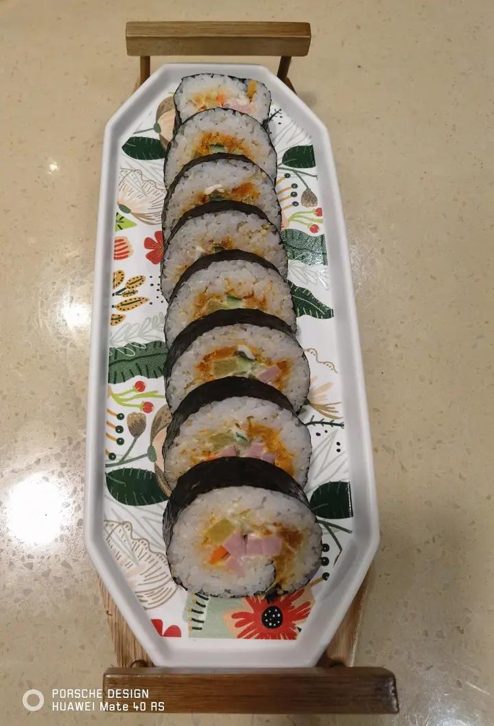 肉松咸蛋黄寿司