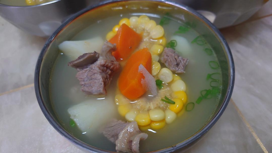 玉米排骨汤