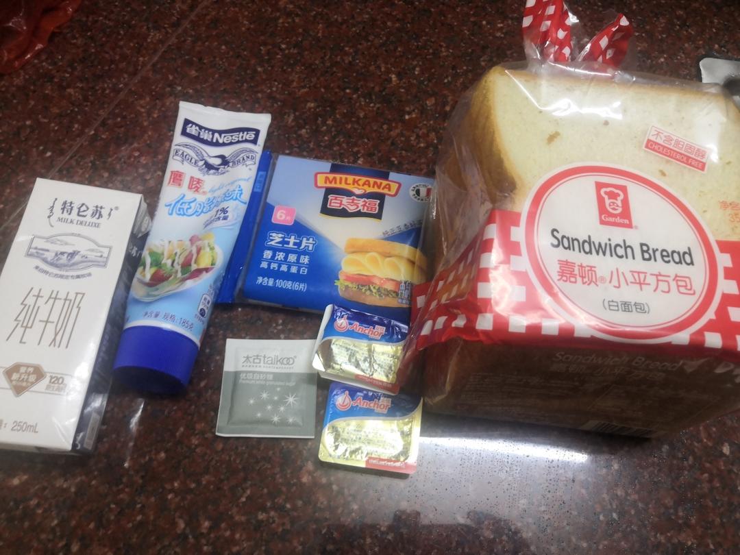 纯奶手撕吐司的做法 步骤1