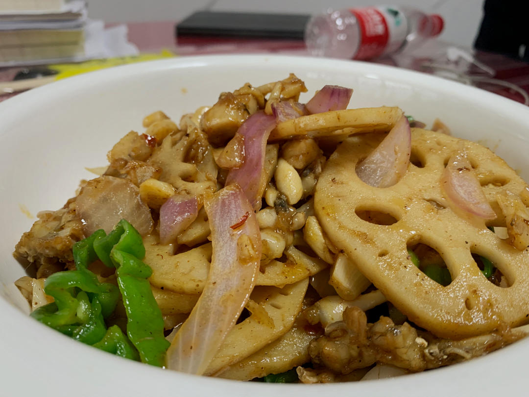 鲜香十足 —— 双椒牛蛙