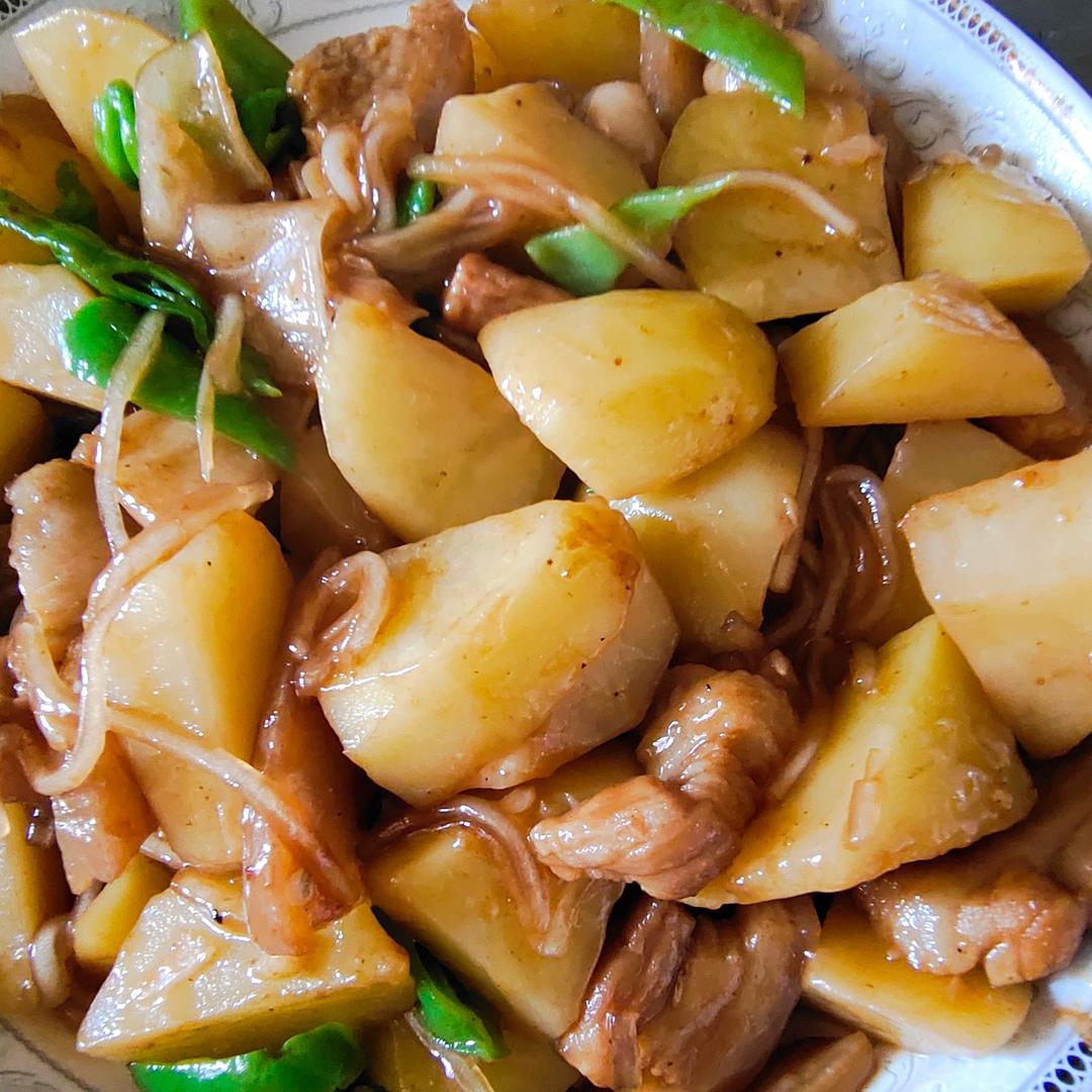 猪肉土豆炖粉条